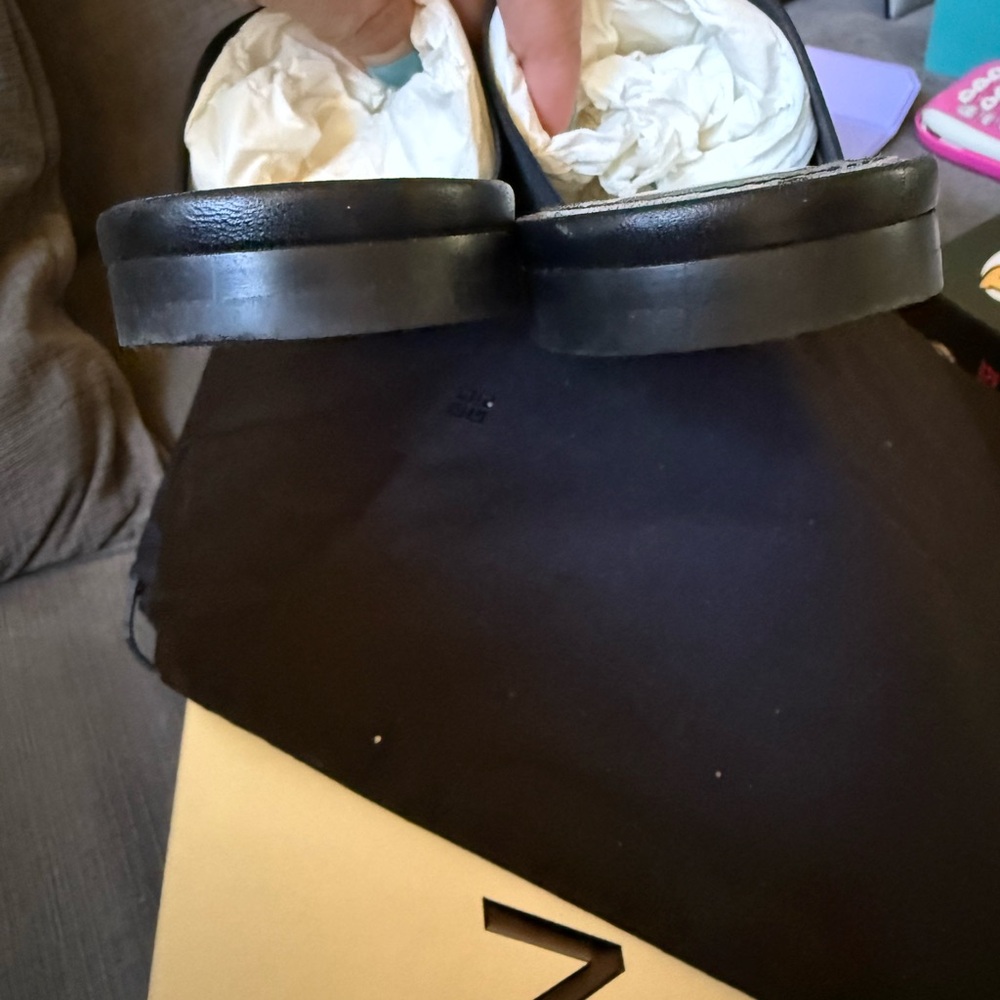 Givenchy Black Lamb Leather Mules 37.5 - Picture 4 of 6